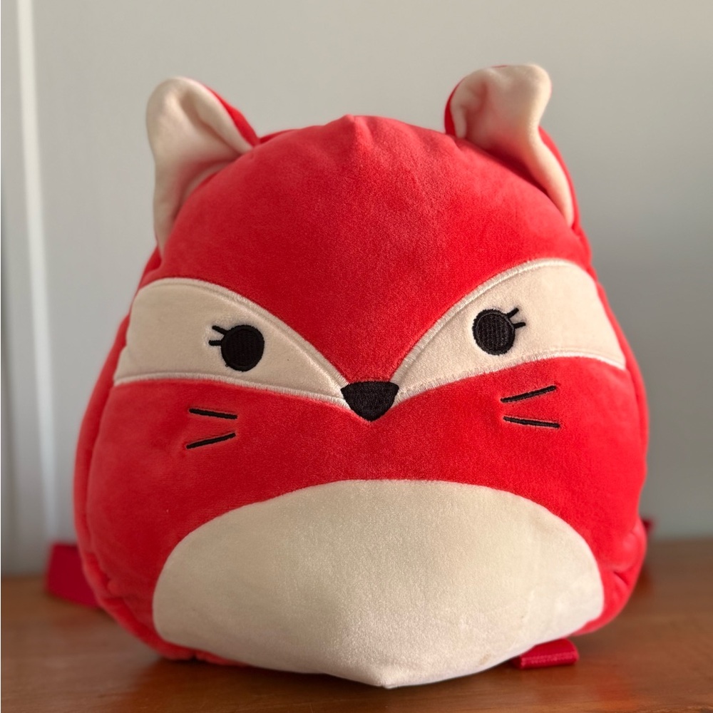 Squishmallows FiFi The Fox Backpack. Smoke free home.